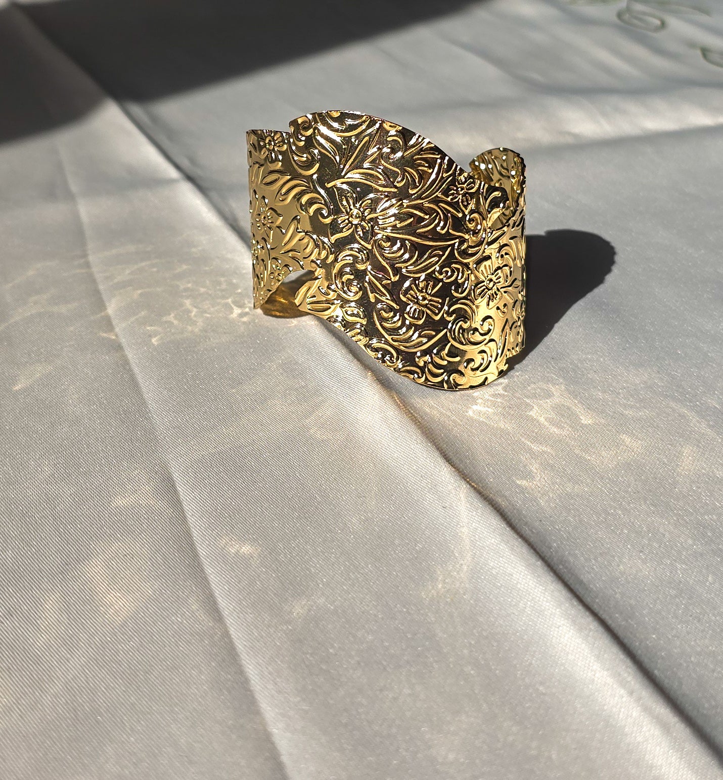 ZAHA PT Bangle