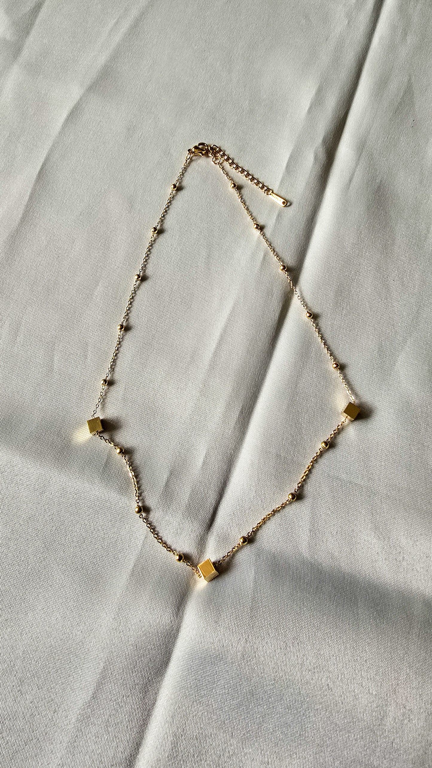 Novélia Necklace